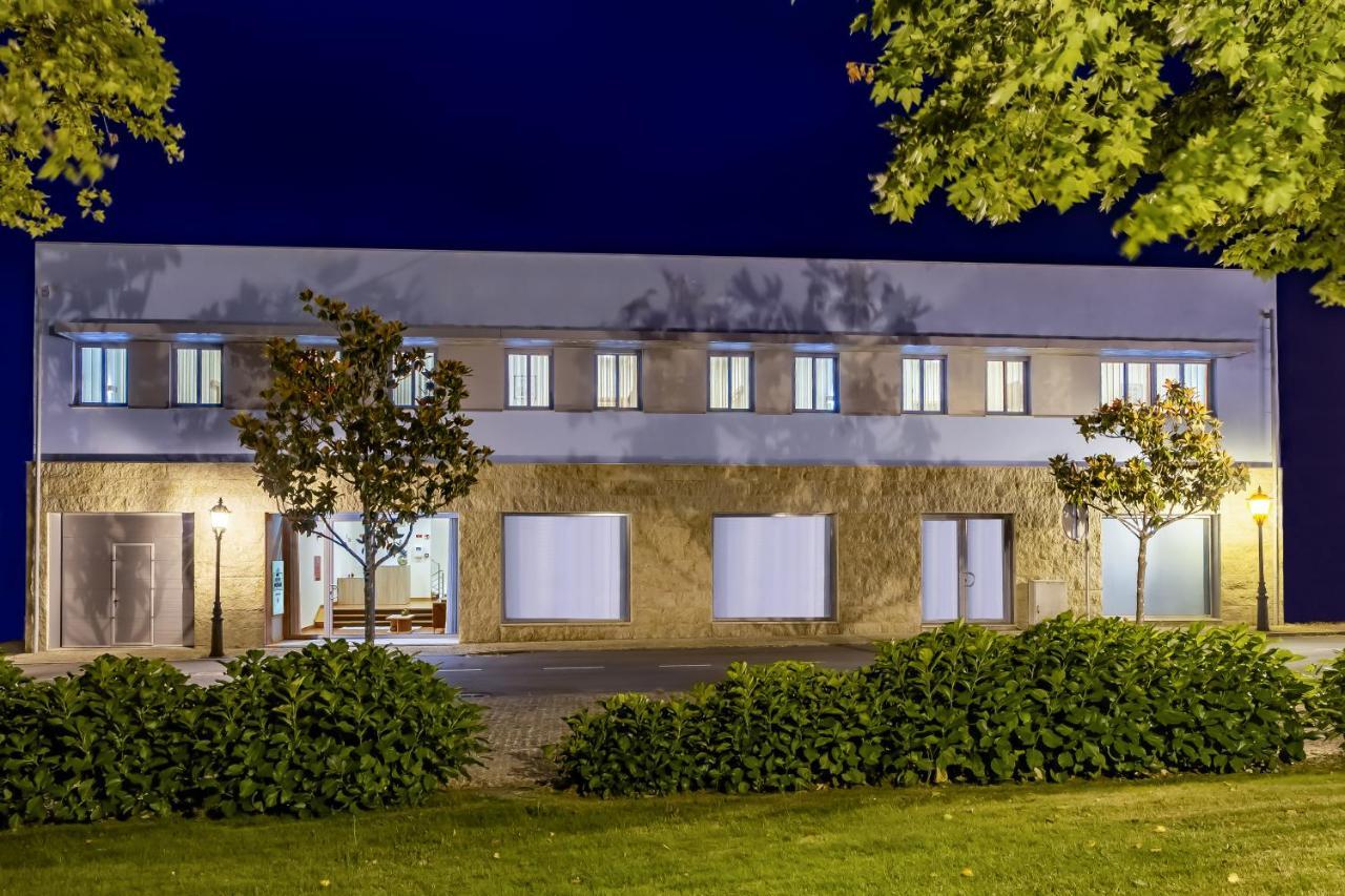 Boutique Mouras Bed & Breakfast Mondim de Basto Exterior photo